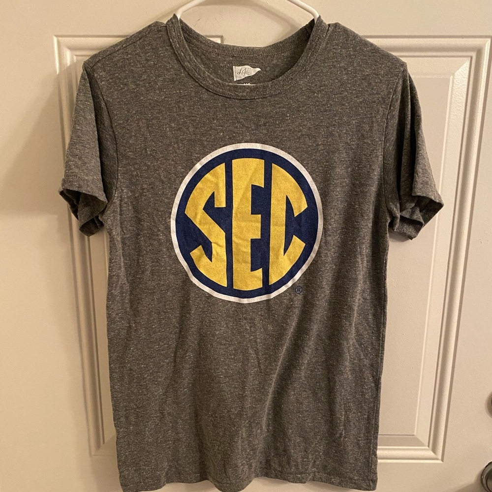 Lauren James SEC shirt